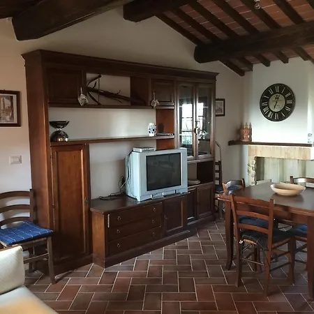 Country house Country House Torre A Castello